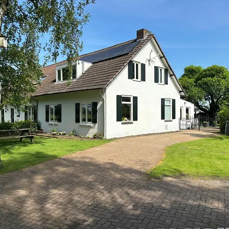Holiday home De Hazeldonck Gemert